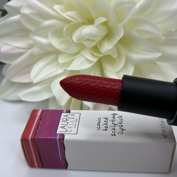 Laura Geller Iconic Baked Sculpting Lipstick ~ Fifth Ave Ruby - Picture 3 of 5
